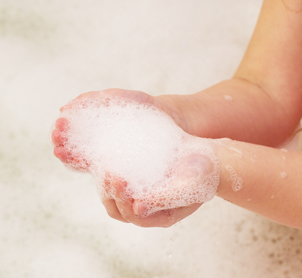 Gentle foam in hands